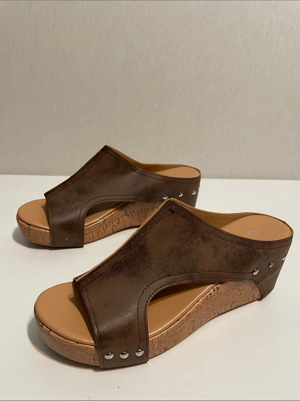 Lingyue Brown Open-Toe Slide wedge sandals.  Size 41/9